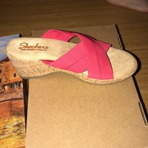 Sketchers memory foam wedge